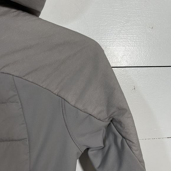 Lululemon Womens Down For It All Jacket Vapor Gray 700 Fill Size 6 - Picture 9 of 9